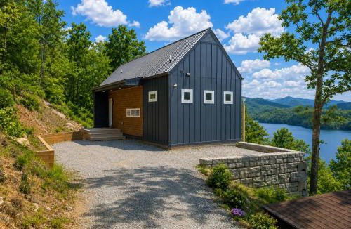 Santeetlah House | Hidden Point House Stunning Lake Views