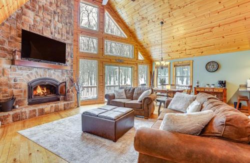 Terra Alta House | Hike, Ski & Raft: Terra Alta Cabin w/Large Deck