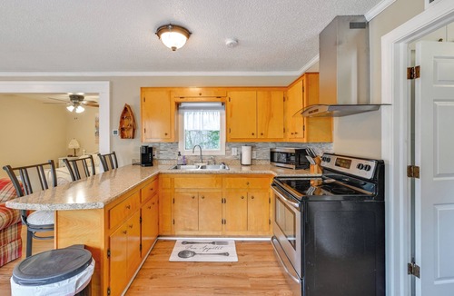 Arlington Apartment | Hike, Swim & Fish On-Site: Blue Ridge Mtn Getaway