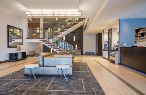 West Bloomington Hotel | Hilton Minneapolis Bloomington