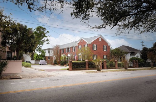 South of Broad House | Historic Charleston Rowhome in heart of downtown, walkable, private and charming