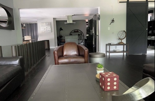 Dunwoody House | Historic Poker Hut turned in to a modern Duplex.