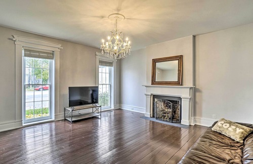 Troy House | Historic Troy Home Enjoyable Dining Steps Away