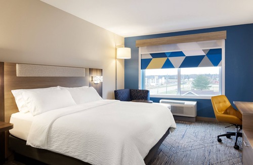 Peachtree Corners Hotel | Holiday Inn Express Peachtree Corners - Norcross by IHG