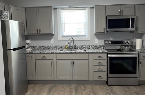 Williamstown Apartment | Holland Suites, Suite #1
