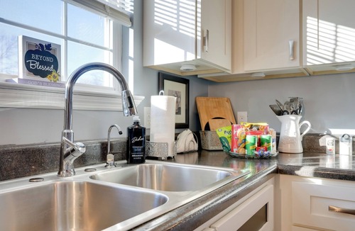 Chattanooga House | Home 3 Mi to Dtwn Chattanooga: 1 Night Stays OK