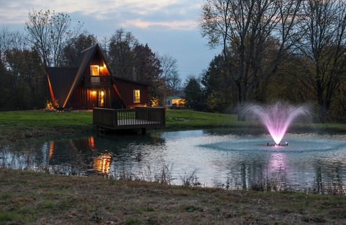 Idlewild Cabin | Hot Tub, Fire Pit, On-Site Pond: Cozy Kenton Cabin
