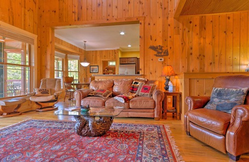 Bryson City House | Hot Tub & Mtn Views: Beautiful Bryson City Home