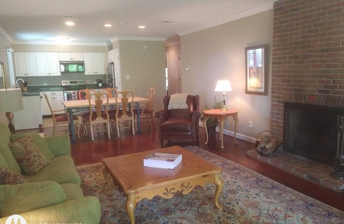 Kingsmill House | Huge water view 2/2 condo in "Kingsmill on the James"