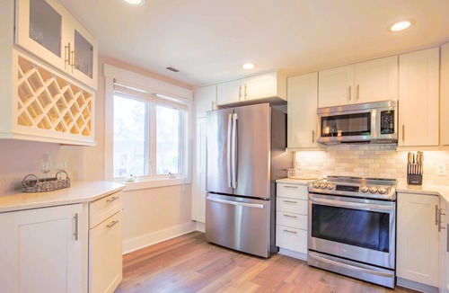 Harbour Town House | In the Heart of Harbour Town! Gorgeous, End Unit Townhome w/Community Pool & Outdoor Balconies!