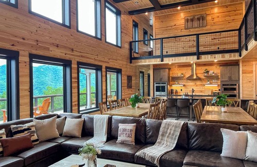 Boone House | Incredible Views *Arcade*Cinema*Sauna*Steamroom @ Peachtree Ridge