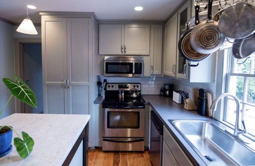 Westside Condo | January 2025 Discount! Charming 2-bedroom retreat with beautiful balcony