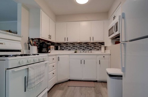 Reynoldsburg House | Kaiser Coop - 3 BR 2BA, single-family home