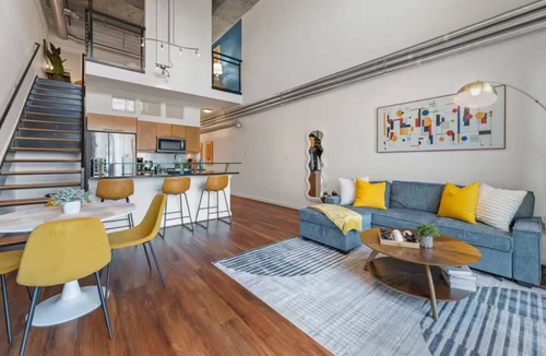 Atlantic Station Area Apartment | King + Queen 2-Story Loft w/2 Ensuite Baths, Private Balcony @ Atlantic Station