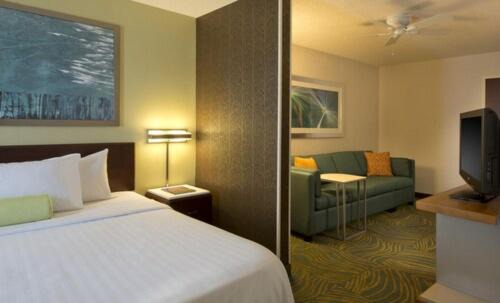 Landen Hotel | King's Inn Mason,Ohio