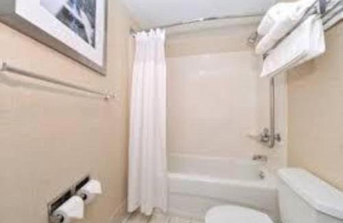 Landen Hotel | King's Inn Mason,Ohio