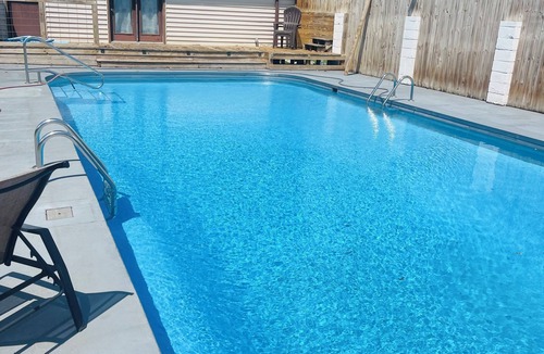 Johnson City House | Knob Creek Falls - Private Inground Pool & Backyard to yourself! Best Location!