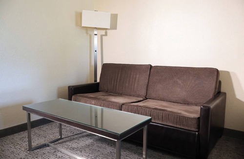 La Junta Hotel | La Junta Inn