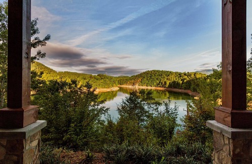 Bryson City Cabin | Lake Cliff Retreat on Fontana Lake