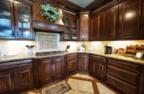 Gainesville House | Lake Lanier Lakefront estate with private party dock 5BR/4BA 5700+sqft
