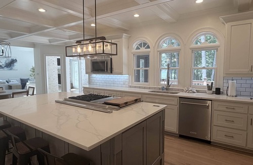 Buford House | Lakefront 6br Hot tub Swim Spa Dock Sauna