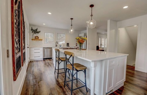 Pittsburg House | Lakefront Home w/Dock · King Suite · Stunning Lake Paradise