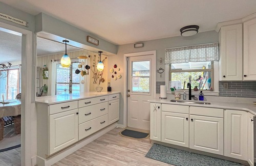 Lake Lure Cottage | Lakefront Retreat Rumbling Bald | Dock, Kayaks, Resort Amenities, Easy Access