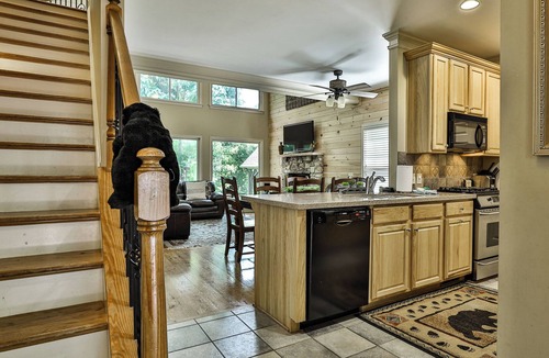 Big Canoe Cabin | Lakeside Cloud 9 - Big Canoe GA