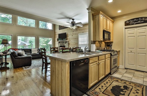Big Canoe Cabin | Lakeside Cloud 9 - Big Canoe GA