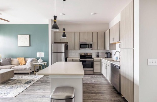 Covington Apartment | Landing | Amazing 1BD, Pool, Yoga Studio