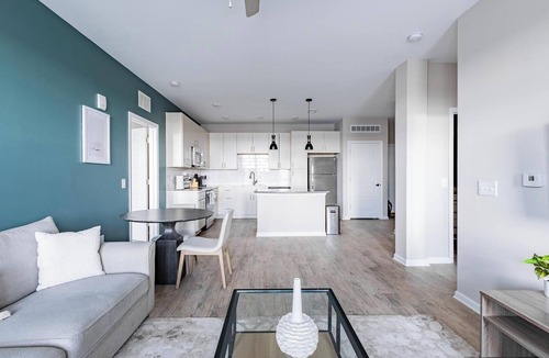 Kenton Apartment | Landing | Amazing 2BD, Pool, Clubhouse