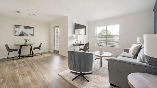 Murfreesboro Apartment | Landing Beautiful 1BD Clubhouse Game Room