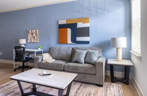 Asheville Apartment | Landing Beautiful 1BD Clubhouse Gym