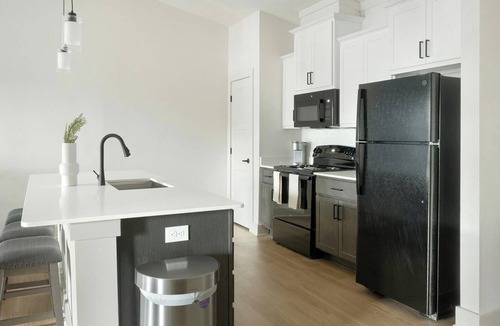 Asheville Apartment | Landing | Beautiful 1BD, Clubhouse, Gym