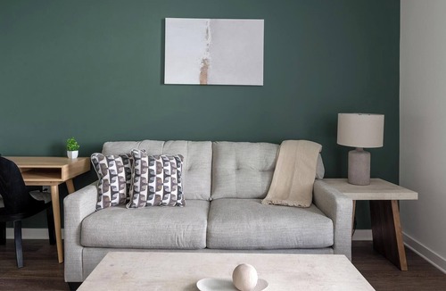 Brentwood Apartment | Landing | Incredible 1BD, Gym, Clubhouse