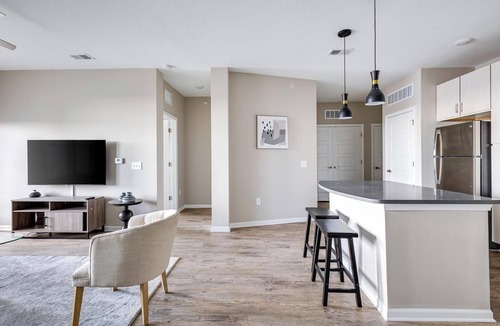 Kenton Apartment | Landing | Incredible 2BD, Gym, Yoga Studio