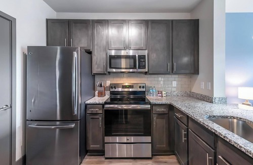 Hurstbourne Apartment | Landing | Modern 1BD, Clubhouse, Gym
