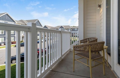 Matthews Apartment | Landing | Stunning 2BD, Gym, Game Room
