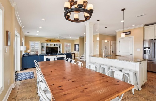 North Myrtle Beach House | Landshark, Luxury Oceanfront Cherry Grove Home with Game Room and Pool