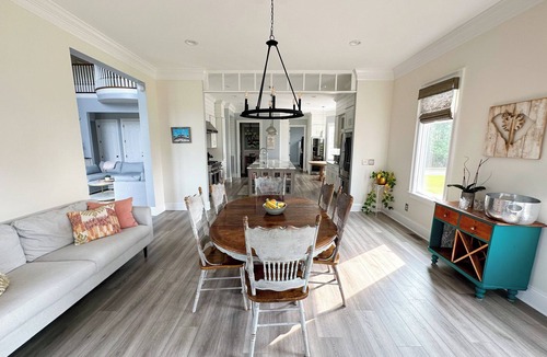 Mount Pleasant House | Large golf course retreat home with beautiful views overlooking the Wando River