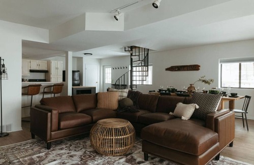 White Cloud Cottage | Large Lakefront Cottage w/HotTub, Media Room