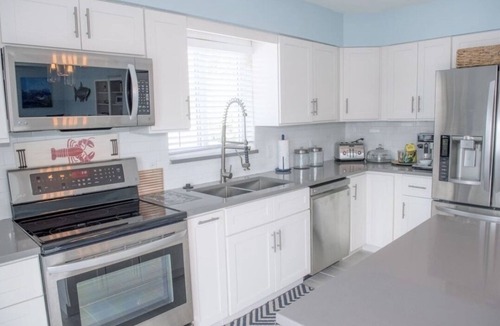 Venetian Shores House | Latitude Adjustment FLKeys