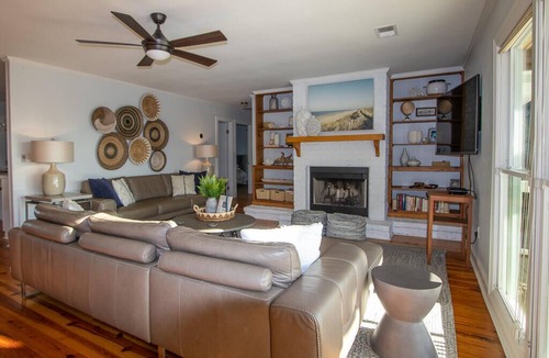 Saint Helena Island House | Lavish Ocean View Home w/ Private Dock, Beach & Canal Access, & WiFi
