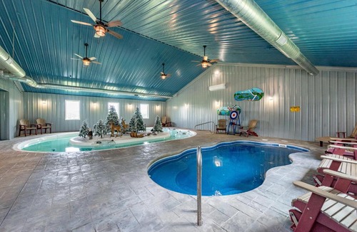 Waterfront Greens House | Lazy Creek by Railey Vacations