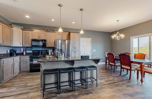 Dixon Springs House | Lebanon Family Riverfront Hideaway: Dogs Welcome