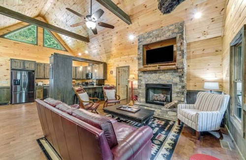 Morganton Cabin | Lil Ponds Morganton Cabin