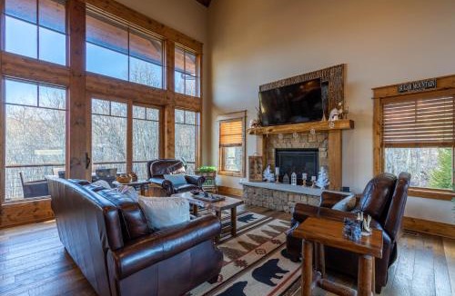 Elk Park House | Little Cubs Cabin at Eagles Nest
