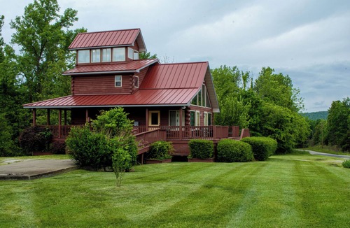 Leopold Cabin | Lodge at Buzzard Roost: Cliff-Top Ohio River Views, Hot Tub, ADA Accessible