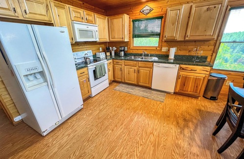 Piney Creek Cabin | Logged Out: Mountain Cabin w/Hot Tub, Arcade & Game Room, River Access