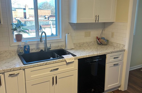 Newton Apartment | Lovely 2-bedroom Loft located on Main Street in Newton; The Heart of Catawba Co.